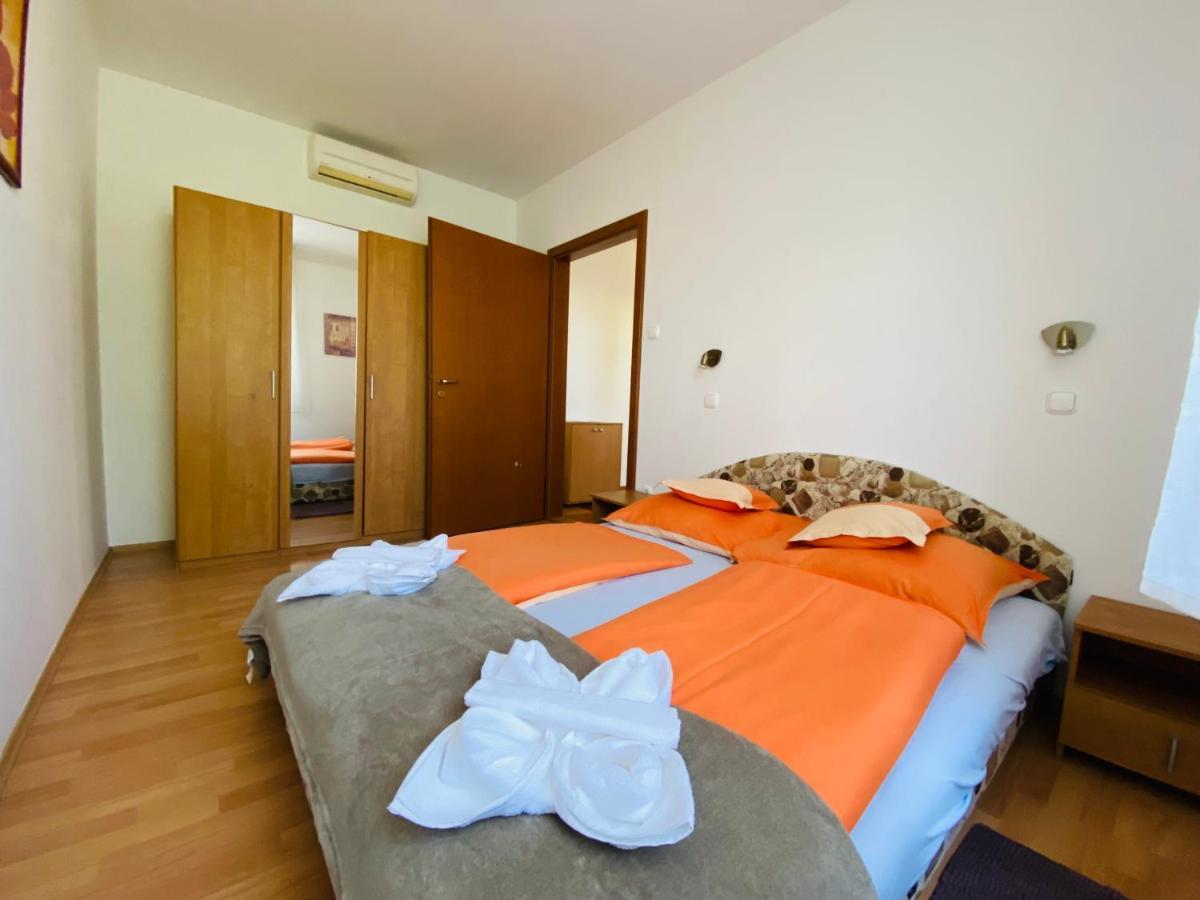 דירות Hajdúszoboszló Gabi Lux Apartman מראה חיצוני תמונה