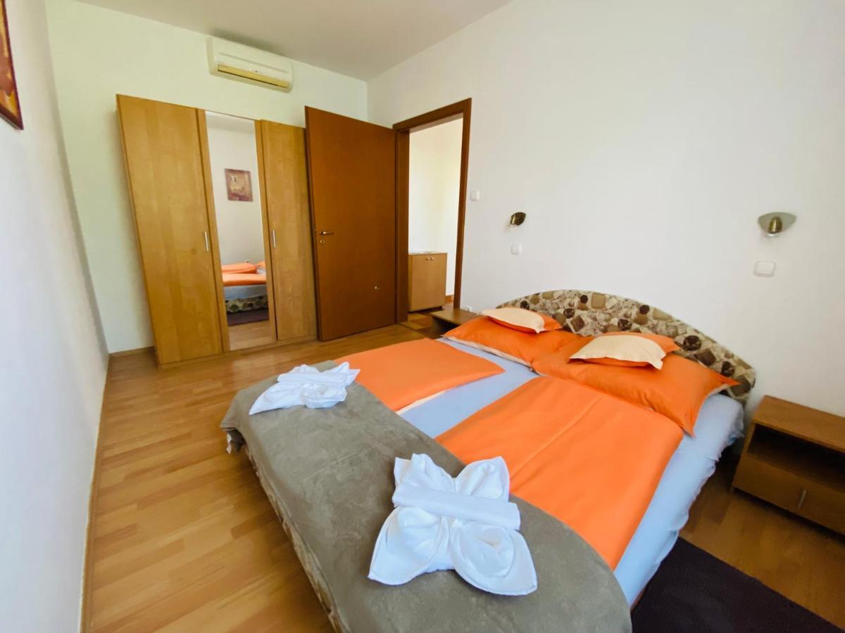 דירות Hajdúszoboszló Gabi Lux Apartman מראה חיצוני תמונה